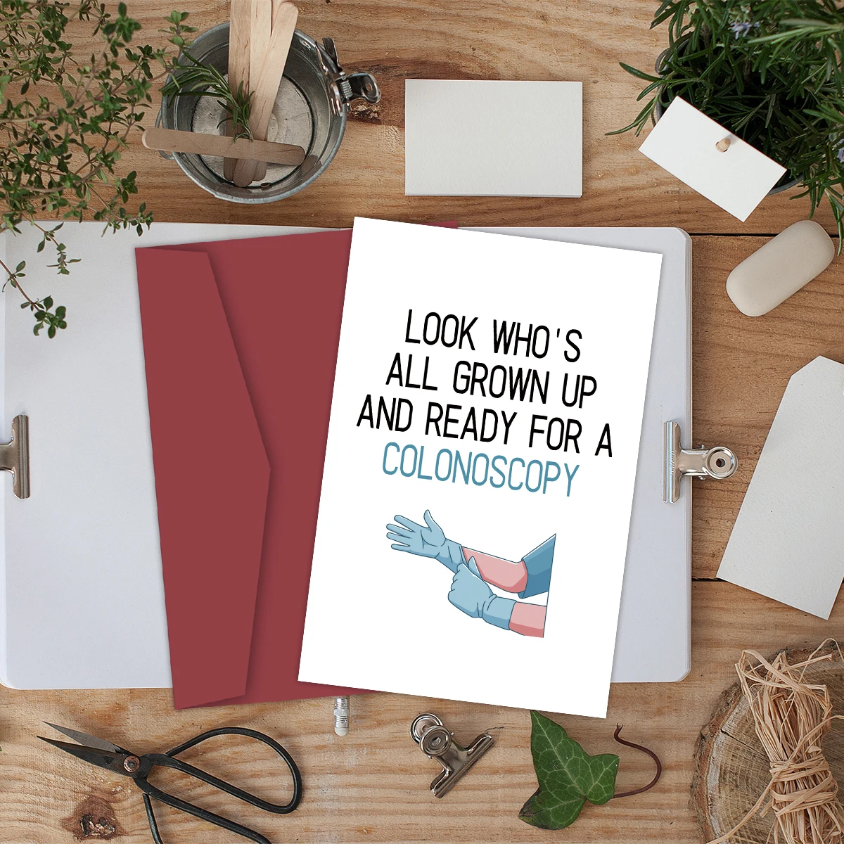 بطاقات مزحة عيد ميلاد مضحكة ، طبيب مثير للاهتمام لإجراء الفحص للعائلة ، بطاقات مضحكة شقية للأخت والأخ #4