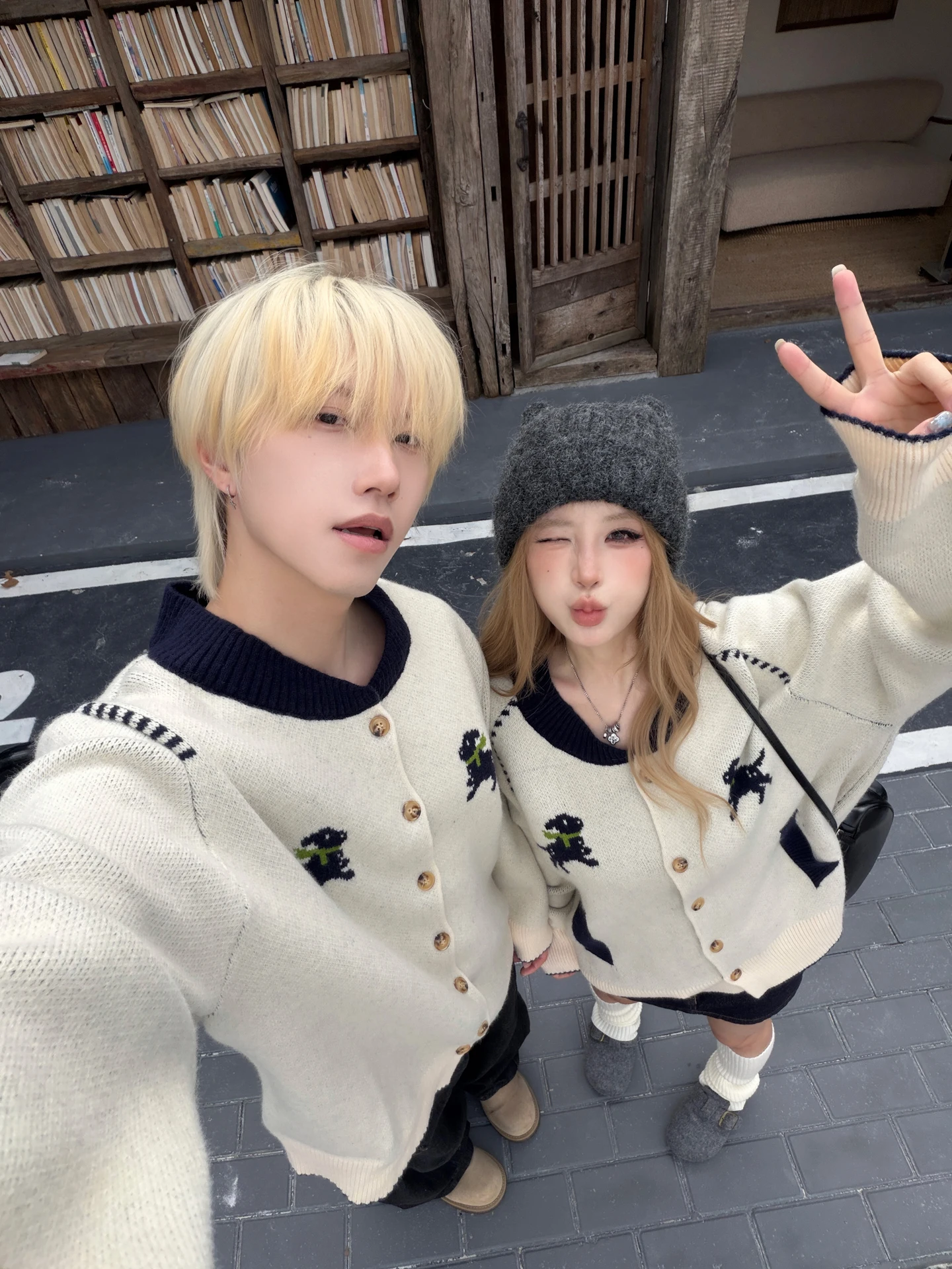 Laid-back Contrast Color Dog Pattern Open Cardigan Sweater Loose Casual Unisex Knitted Winter Outerwear Soft Long Sleeve
