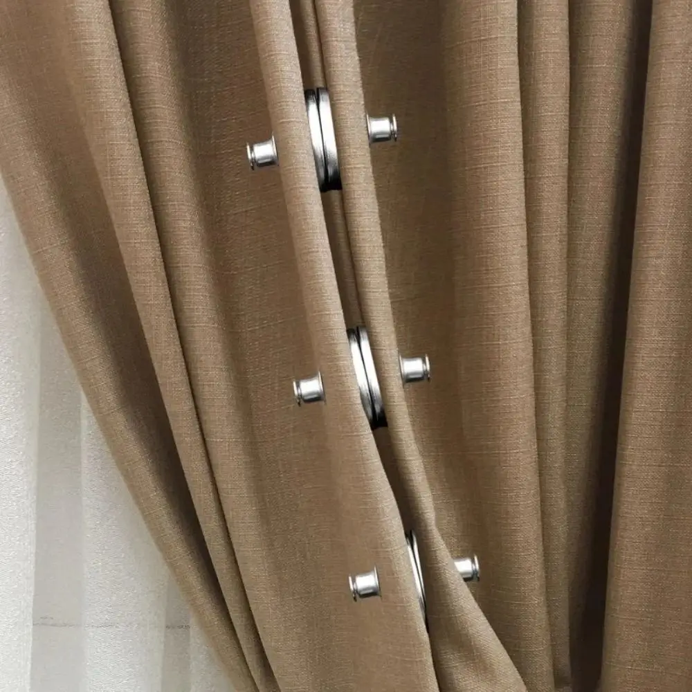 suporte-magnetico-para-cortinas-em-material-metalico-com-funcao-de-ajuste-e-design-a-prova-de-luz