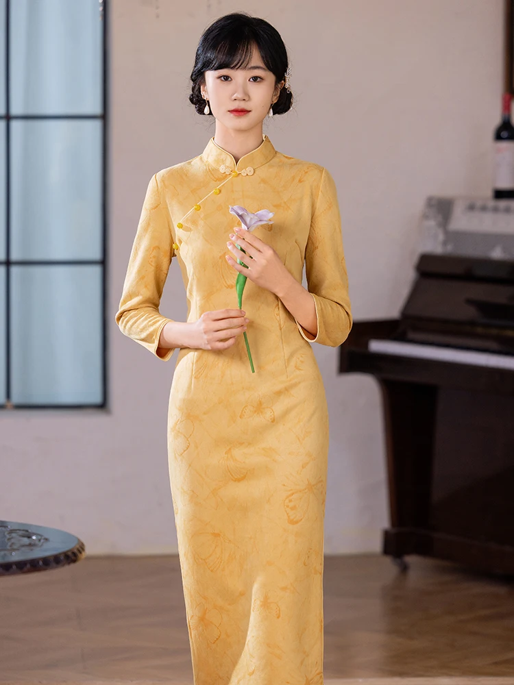 

Желтая длиннорукавная куртка в новом китайском стиле для повседневной работы, красивая, маленького размера, легкая, в национальном стиле, из полиуретана.