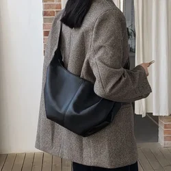 Bolsa de ombro plissada na moda para mulheres, couro PU macio, bolsa crossbody, bolsa fashion, bolsa de nuvem, bolsa Hobo