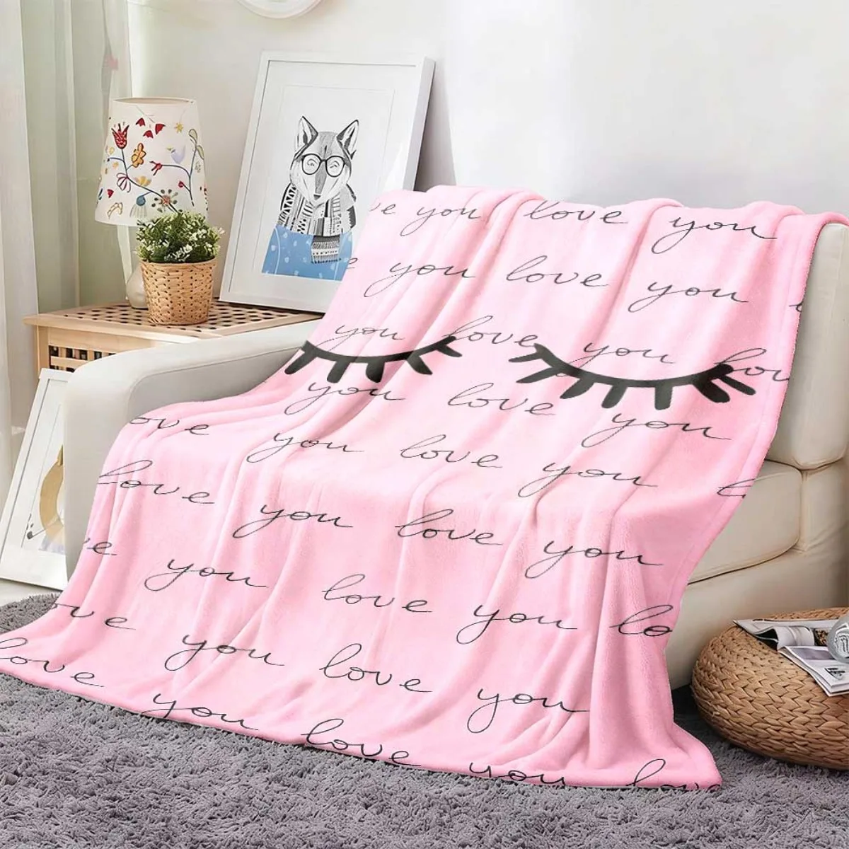 Sweet Text Eyelash Flannel Blanket, Pink Background Love You Script Pattern Lightweight Throw Blanket for Bed Couch Daily Use