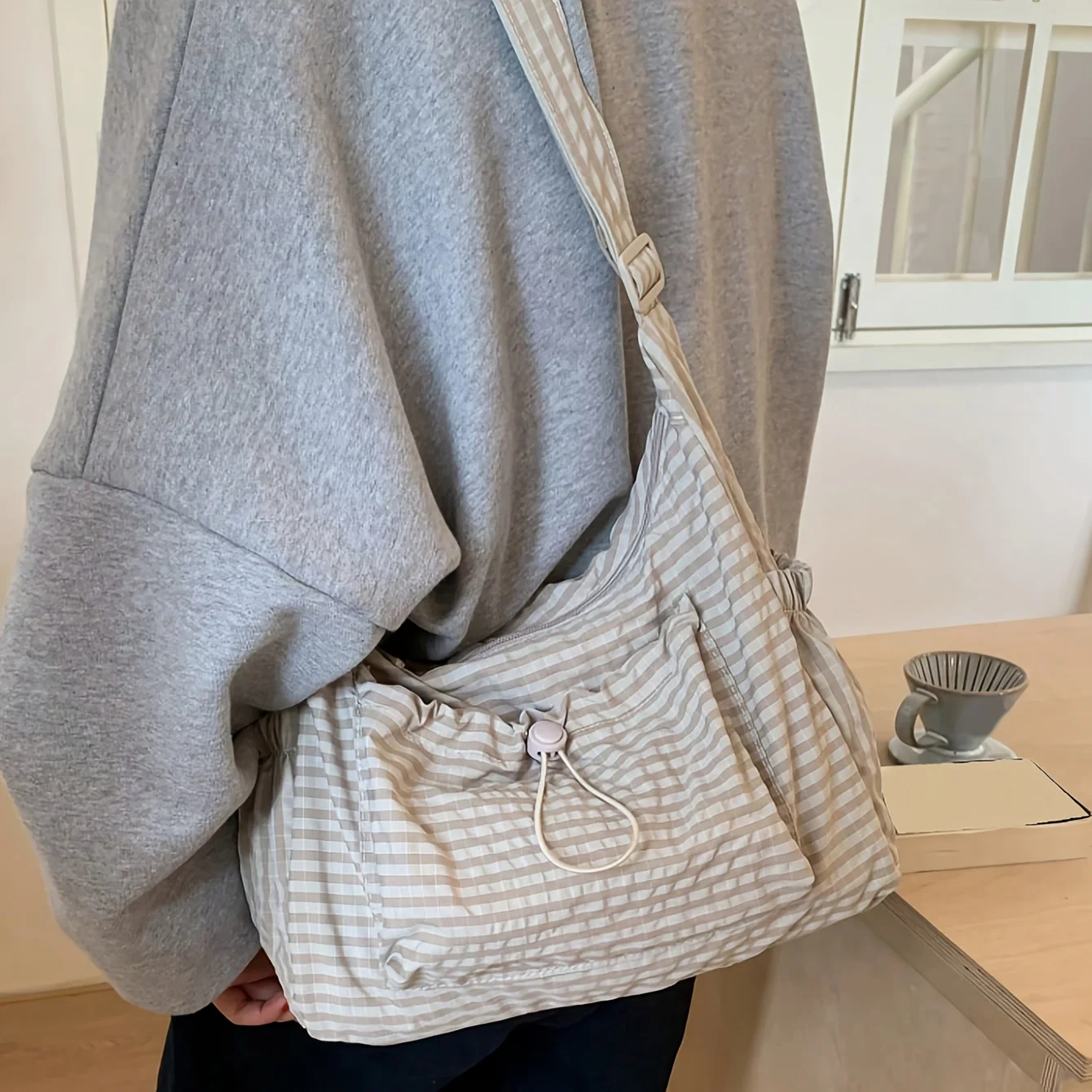 

Women Plaid Stripe Foldable Tote Bag with Adjustable Shoulder Bag Pleated Multi Pocket Casual Preppy School Style Zipper Closure