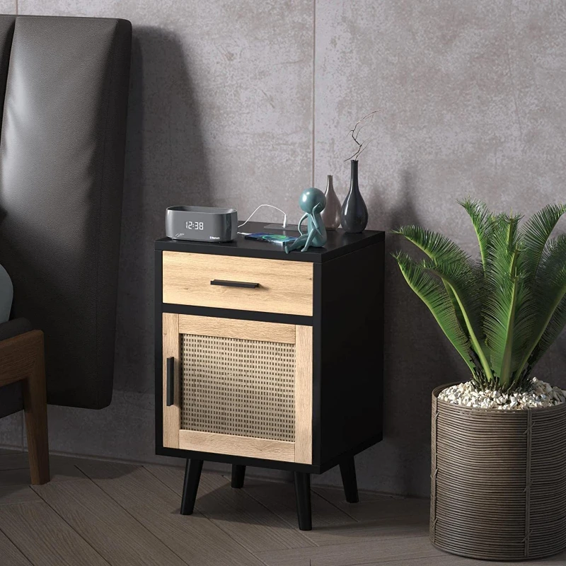 

sofa side storage Bedside table charging station and USB port living room bedside table Interior mesinhas de cabeceira furniture