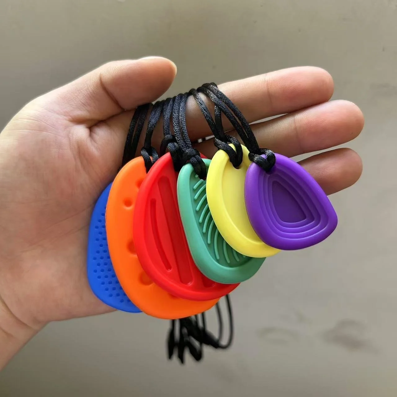 Sensorisches Zappelspielzeug, weiches Silikon, strukturierte Stressabbau-Steine, Angstlinderungsspielzeug, für Kinder und Erwachsene, Fokus-Werkzeuge, beruhigende Geschenke