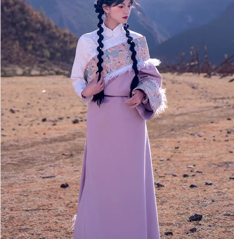 

Chinese Tibetan Taro Women's Tibetan Robe Xizang Clothing