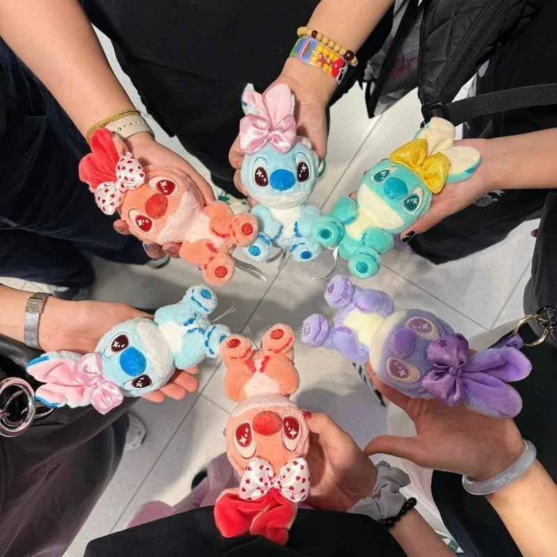 ของแท้ 100% ฮอตทอยส์ สติทช์ แคนดี้ ซีรีส์ กล่องสุ่มฟิกเกอร์ พวงกุญแจ จี้กระเป๋า ของสะสมแบบปรับแต่งได้ ของขวัญวันเกิด