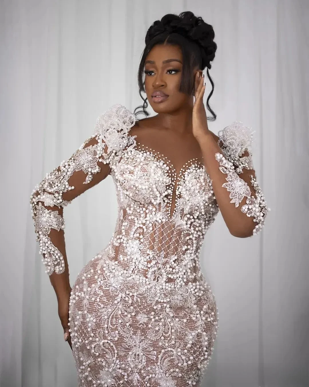 Abito da sposa a sirena personalizzato Abiti da sposa da sposa Maniche lunghe Appliqued Perline Pizzo Perle Cristalli Increspato