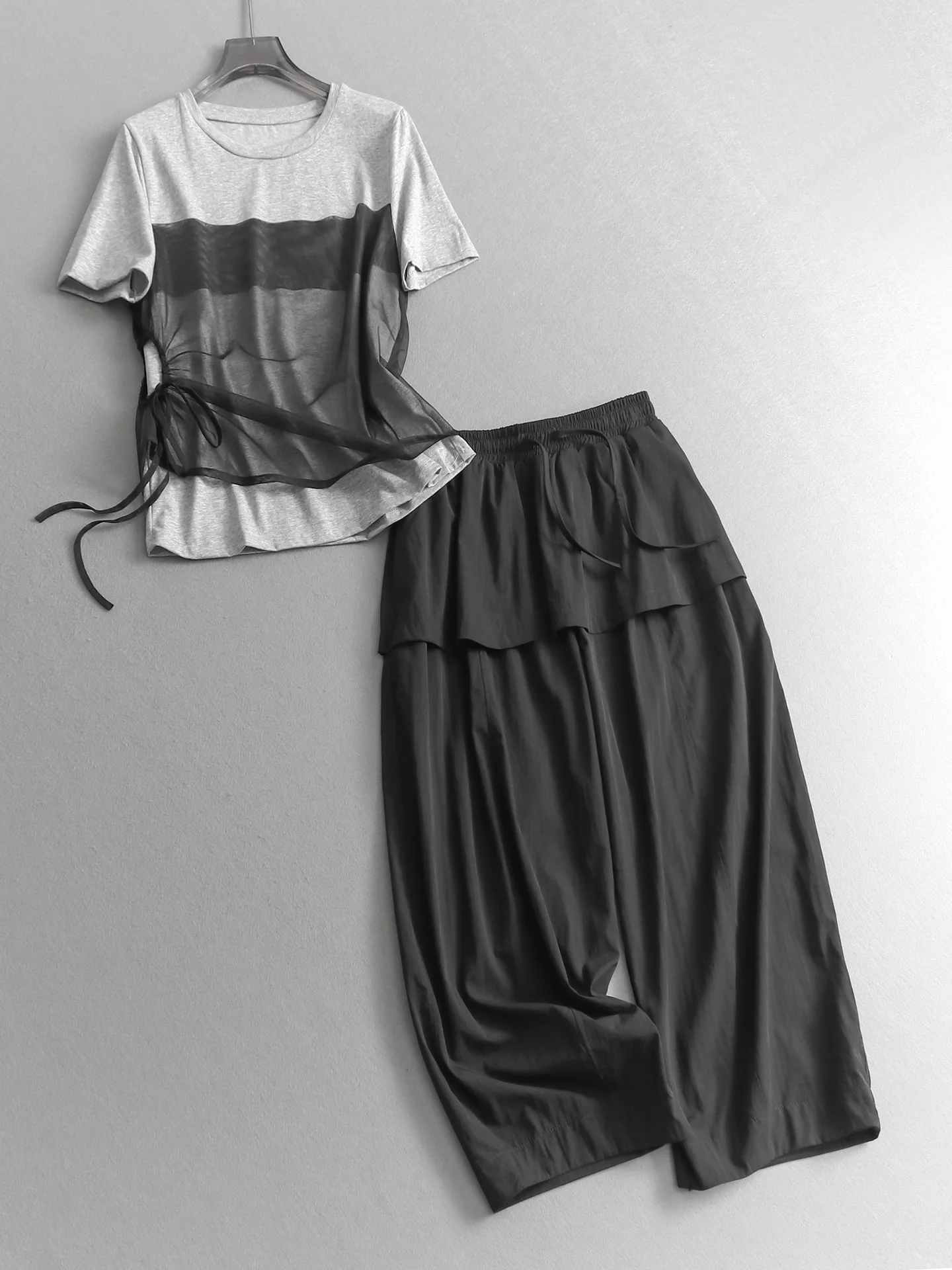 

Color Block Mesh Splice Short Sleeve T Shirt And High Waist Wide Leg Nine Points Casual Pants Women's Fashion Set Summer 2026