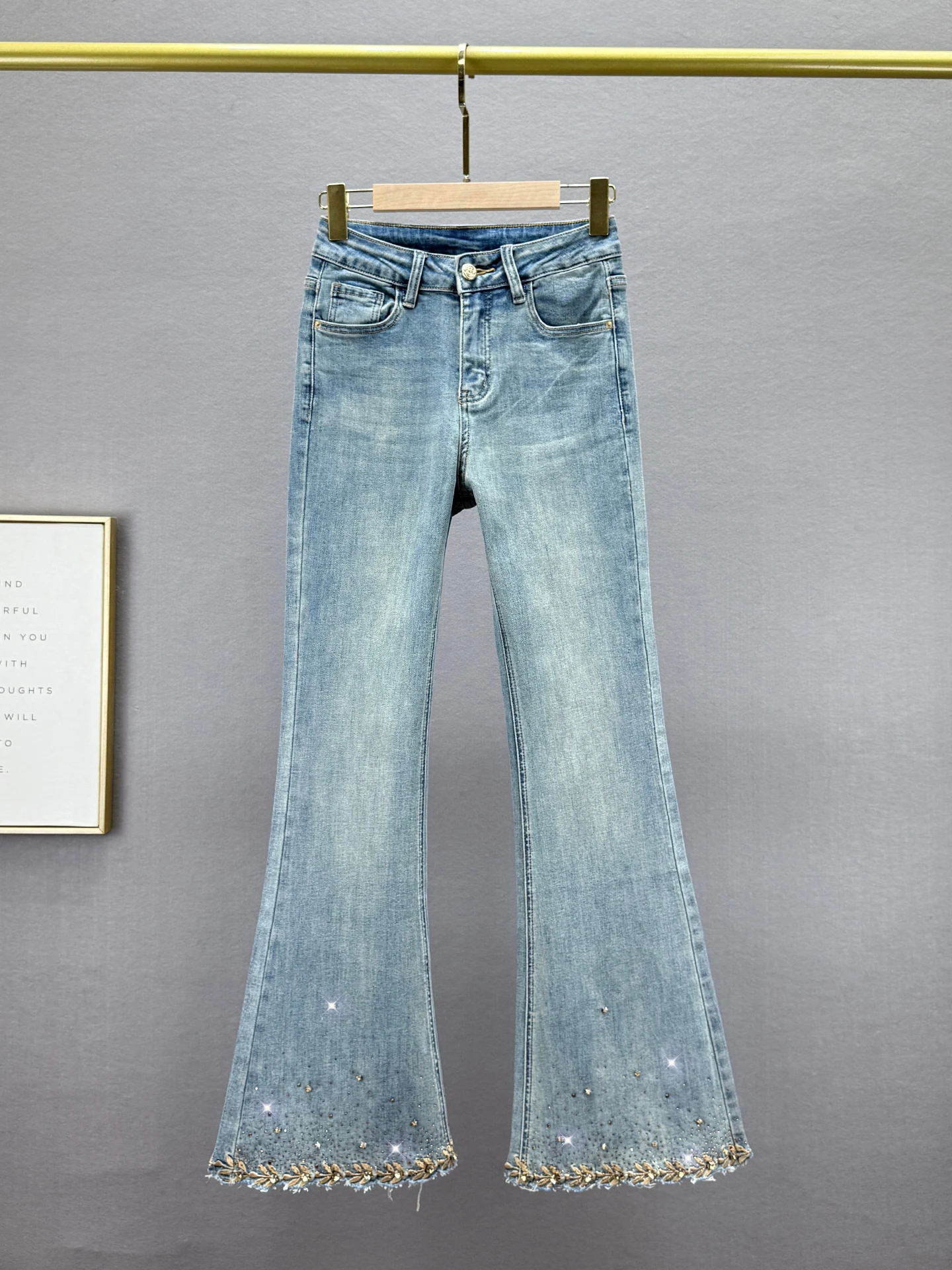 

Джинсы-клеш с высокой талией и стразами, женские, эластичные, утягивающие, длинные, модные, из хлопкового стрейч-денима, осенняя новинка