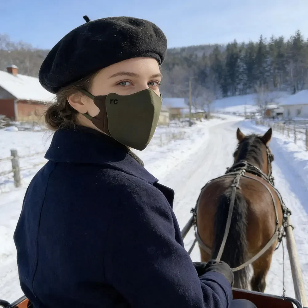 High Aesthetic Winter Face Mask for Women Adjustable Ear Loops Bicycle Riding Windproof Cold Protection Warmth Facial Covering