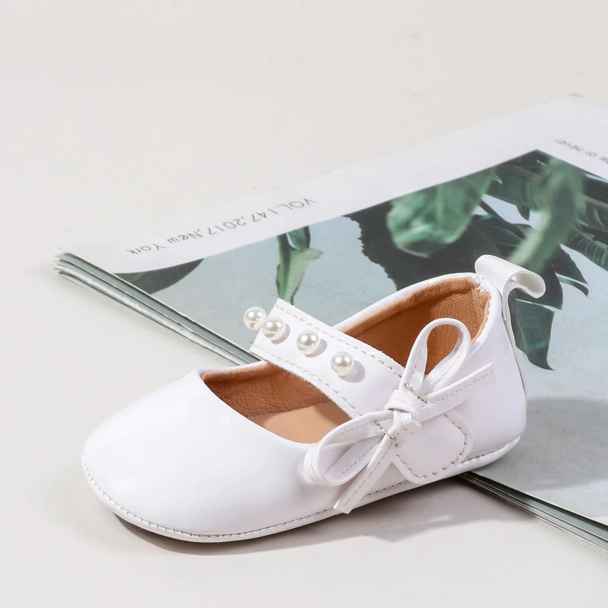 

Spring And Autumn Baby Girls First Walking Toddler Shoes For 0-18M Princess Shoes Beautiful Design Comfortable TPR Sole BBW5200