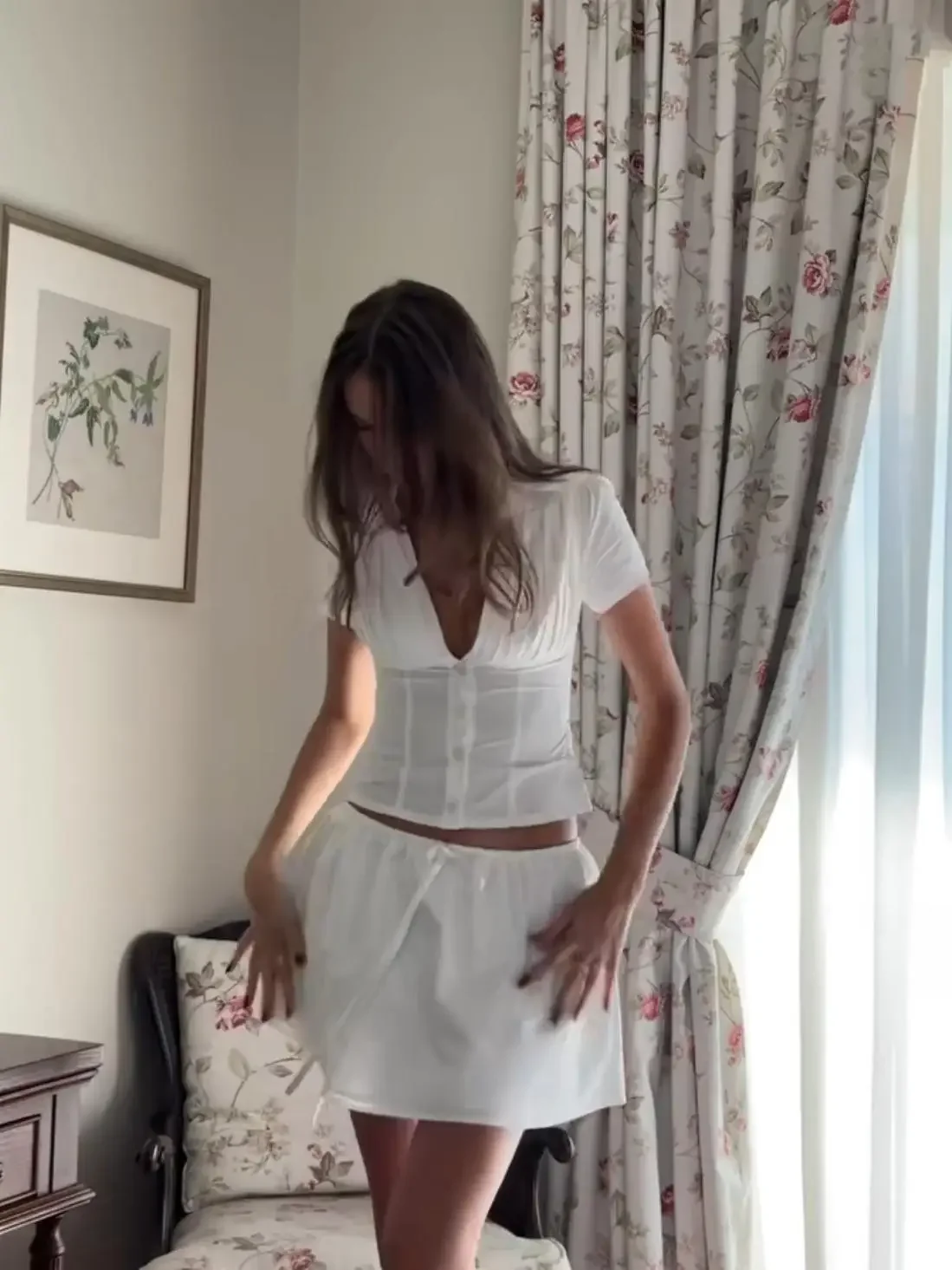 Minigonne bianche Kawaii Donna Estate 2025 Gonne arricciate moda giapponese Y2k Gonna a tubino Kawaii vintage con pantaloncini Cravatta frontale