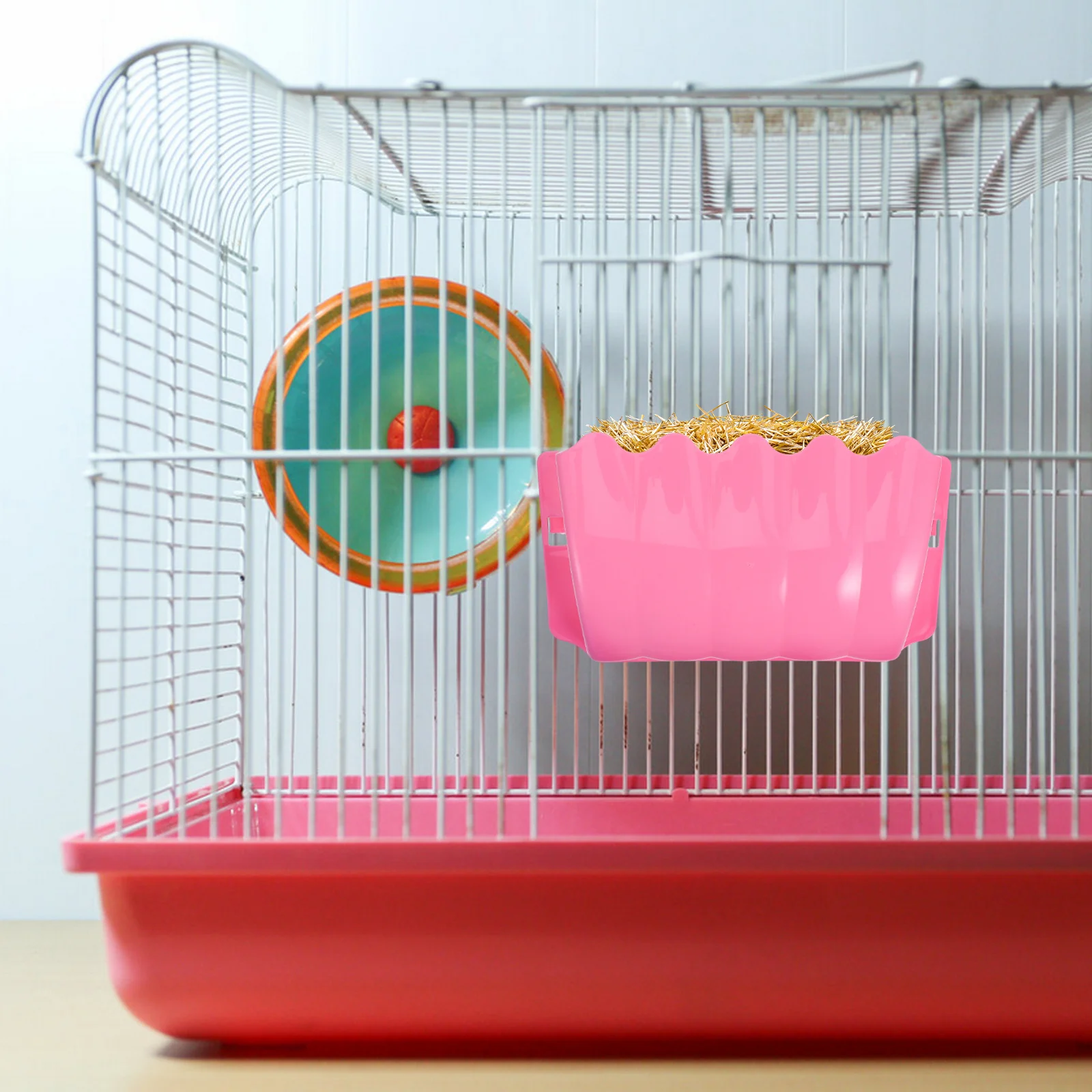 

2Pcs Small Animal External Grass Frames High Quality Plastic Rabbit Feeder Hanging Container Convenient Cleaning External Grass