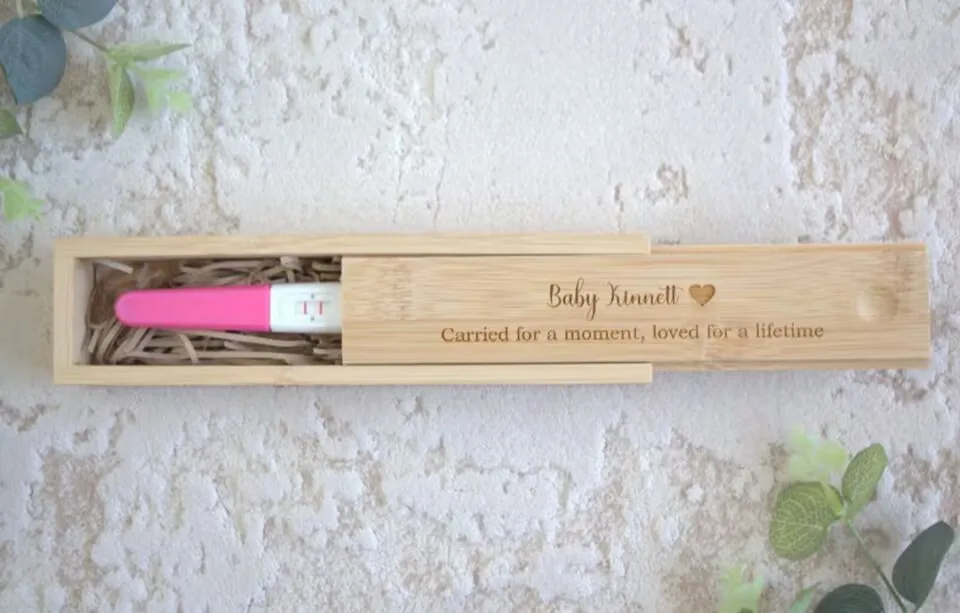 شخصية فقدان الحمل محفورة صندوق تذكار حامل اختبار الحمل لذكرى الهيكل التفكير عنك الحزن هدية