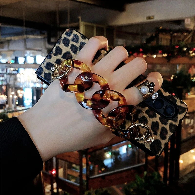 Luxury Leopard Print PU Leather Phone Case For Samsung Galaxy ZFold 7 ZFold6 ZFold 5 4 3 Cover with Wrist Strap for Woman Girl
