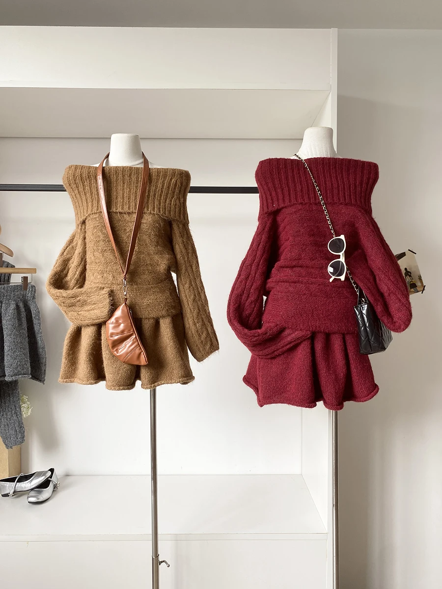 

2025 Winter New Style Korean Gentle Minimalist One-Shoulder Long Sleeve Sweater High Waist Slimming Short Skirt Fashion Set