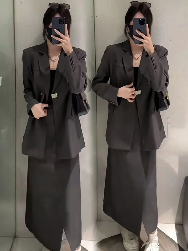 

Fashionable High-End Women's Suit Set Korean Style Commute Elegant Blouse And Skirt Two-Piece Spring Collection