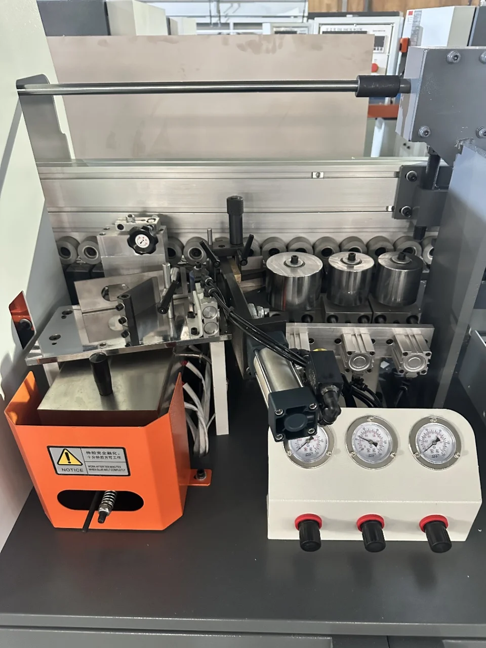 Wood Furniture Machine Mdf Pvc Abs Pre Milling Corner Rounding Automatic Edge Banding Machine