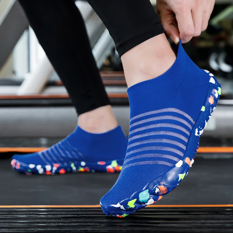 

Couple Casual Shoes Super Lightweight Thick Soled Non Slip Trendy Comfortable Couple Shoe Sizes Are 36-47