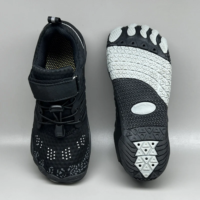 

Unisex Casual Sports Shoes Wide-Fit Comfortable All-Rounders Suitable for Indoor Fitness Yoga and Treadmill Use Anti-Slip Design