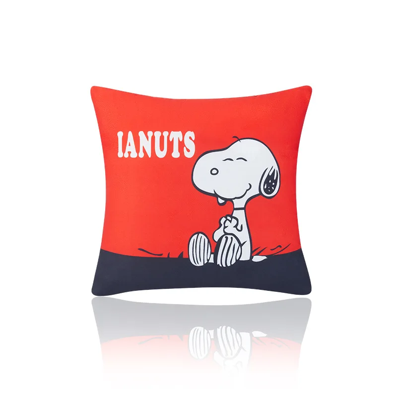 Snoopy Neck Pillow Cushion Cartoon Car Seat Headrest Rest Relax Soft Universal Neck Protector Pillows Support Pad Auto Interior