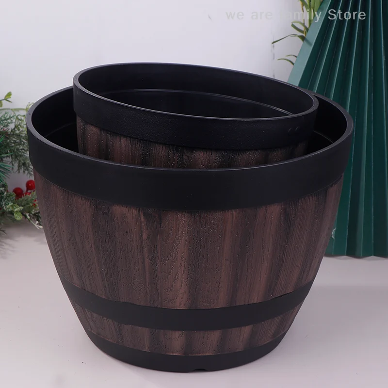 Bucket-liked Flower Pot Large Capacity Retro Planter For Home And Garden Resin European Retro Lotus Water Lily Pot