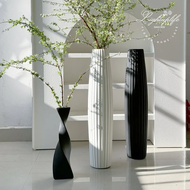 King-size vase ornament above 50cm, living room floor-to-ceiling French light luxury ceramics, advanced sense flower arrangement