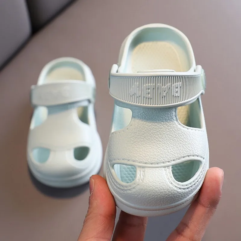 

Summer New Baby Hole Shoes 2024 Children Non -slip Soft Floor Old Boys Girl Beach Sandals baby sandalen mädchen first shoes