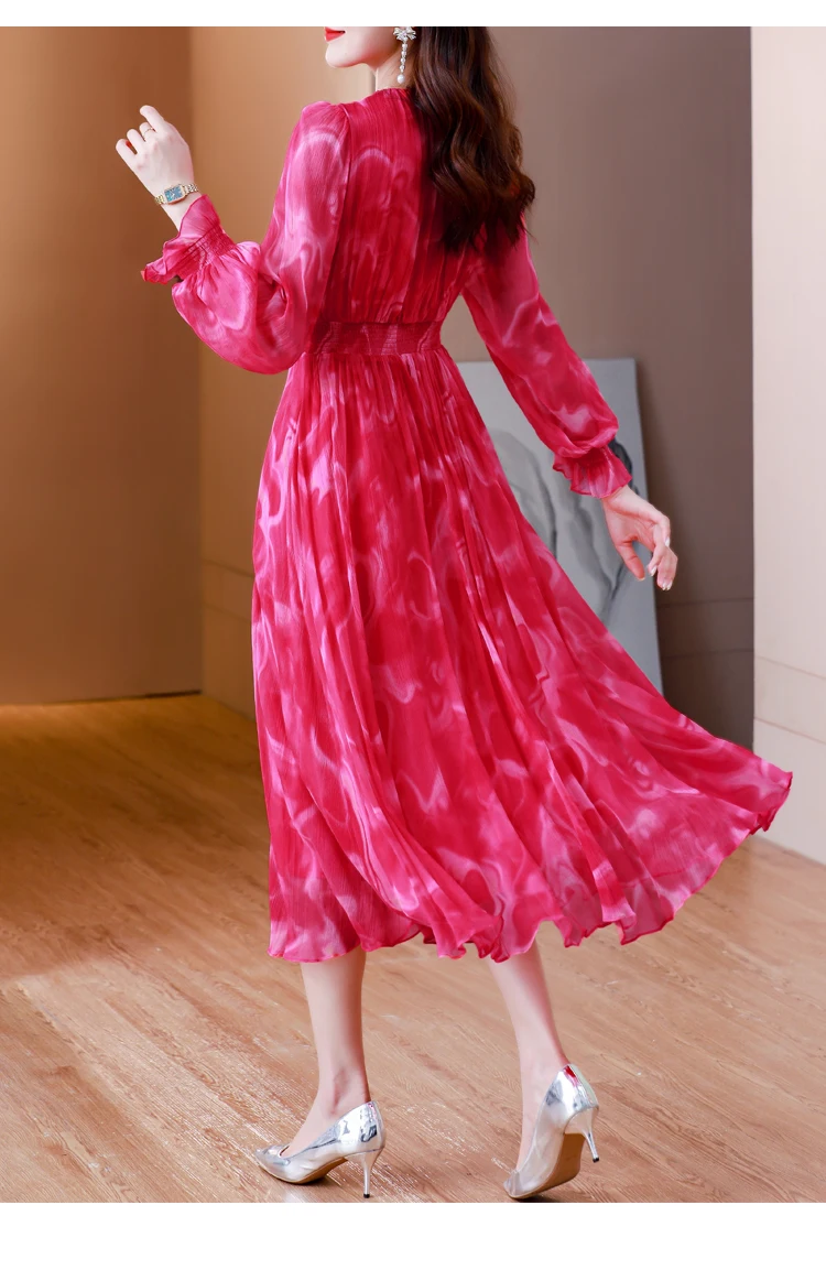 ZUO MAN RU 2023 Summer New Red Silk Long sleeved Dress V-Neck French Silk Lace Splice Printed Waist Slim Over Knee Long Dress