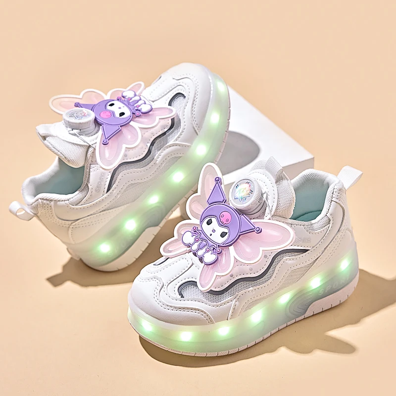 Zapatos de patinaje sobre ruedas para niños, zapatos para caminar para deportes al aire libre a la moda, nuevos zapatos con luz LED, zapatillas bonitas para niños para niña 2025
