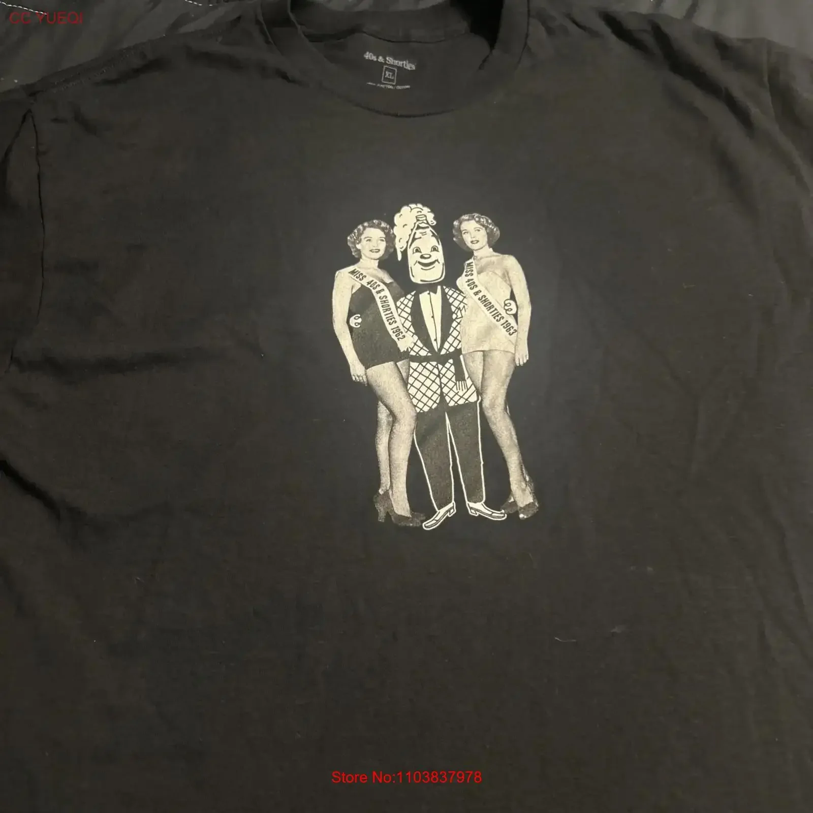 Шорты 40-х годов Miss Universe Черная мужская футболка размера XL винтажная стираная универсальная слегка уличная одежда Стильная удобная мягкая Шорты 40-х годов Miss Universe Черная мужская футболка размера XL винтажная стираная универсальная слегка уличная одежда Стильная удобная мягкая