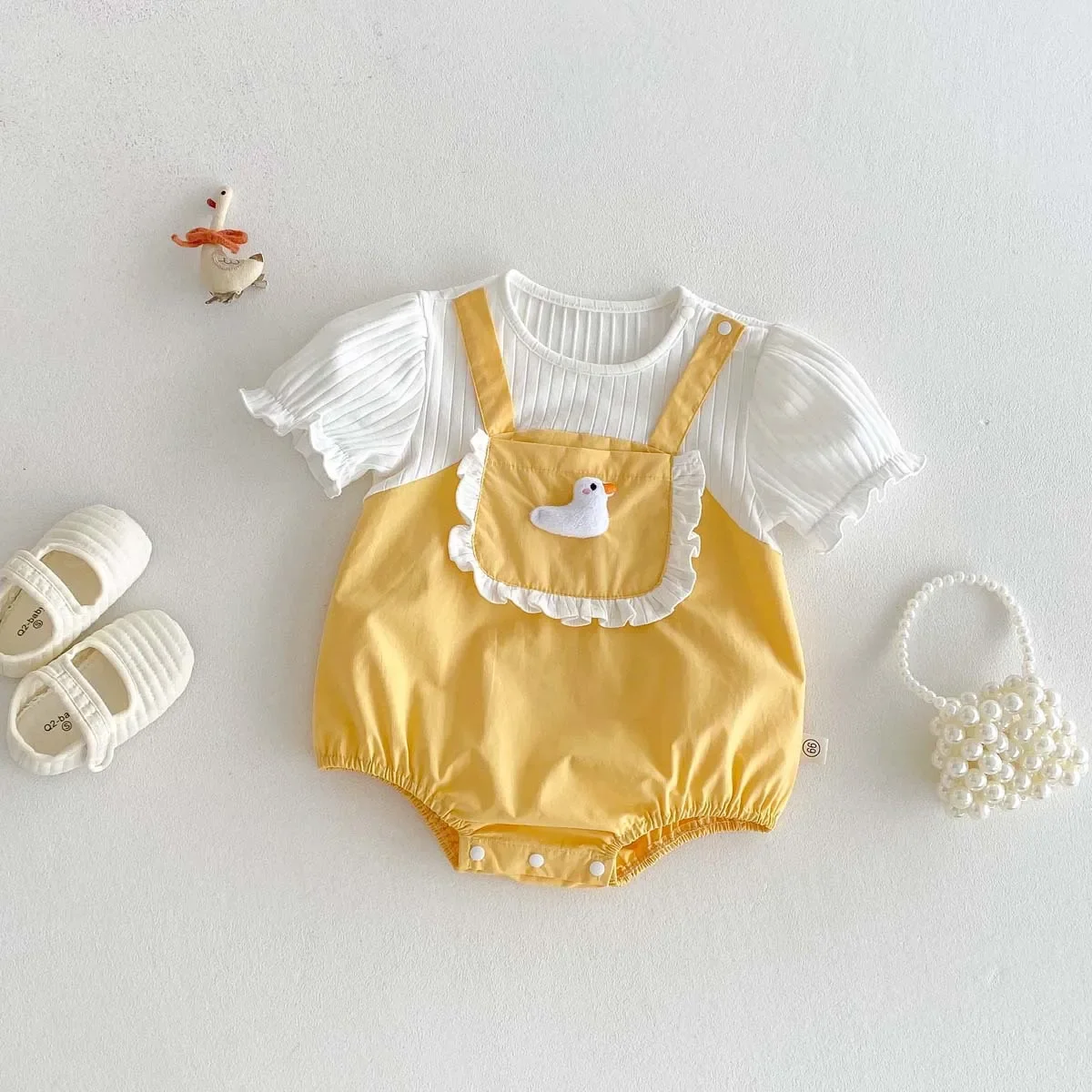 

Baby Clothes Summer New Female Baby Strap Fake Two Piece Jumpsuit Newborn Super Cute Duckling