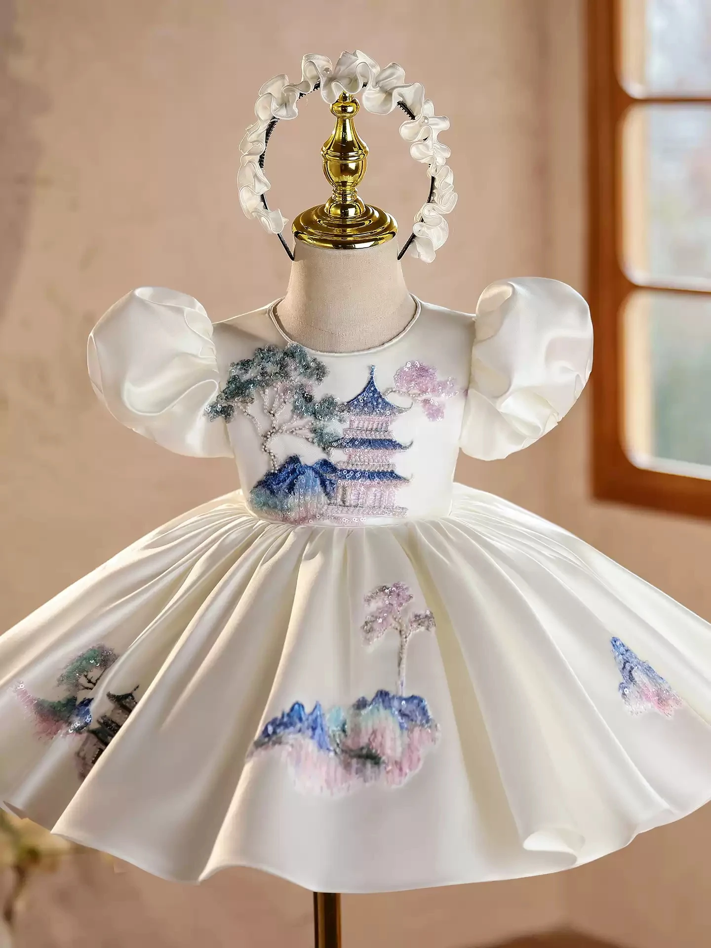 

Toddler baby girl dress light luxury flower girl birthday party dress embroidered satin tutu skirt new children's clothing