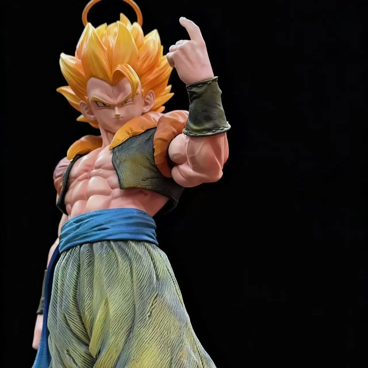 

Статуя JG 32 см/12,6 дюйма Dragon Ball Gogeta Рисунок Super Saiyan Gogeta ПВХ Фигурки Коллекция Модель Игрушки Подарки