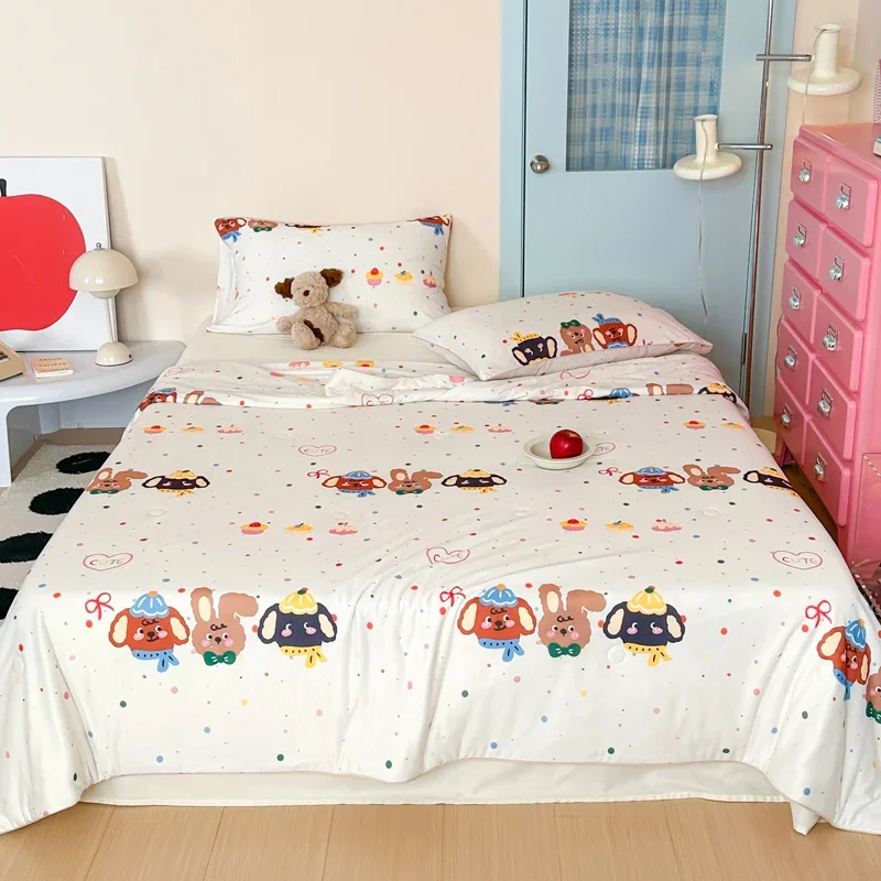 

Cute Puppy Summer Quilt Skin-Friendly Quilted Summer Air Conditioning Quilts Cotton Soft Washable Cartoon Style Thin Blanket