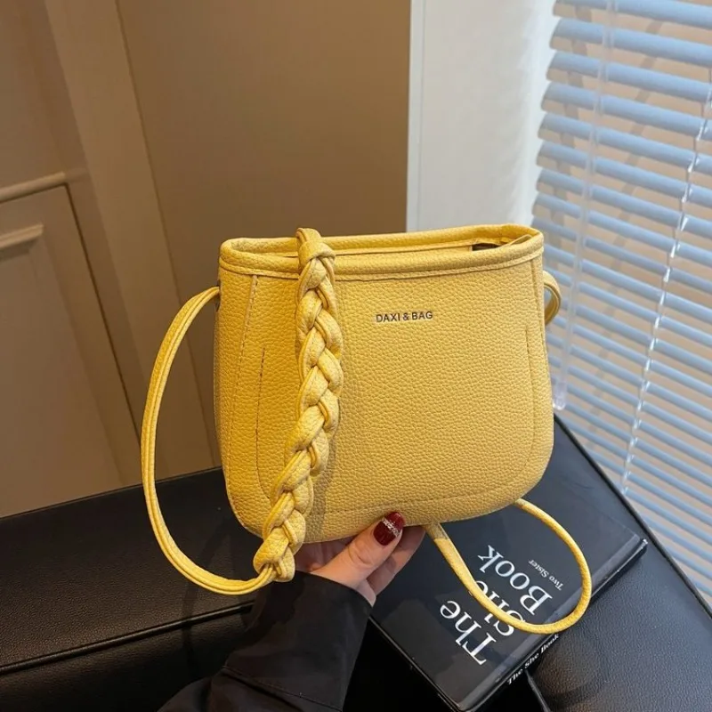 

Designer Tote Bag Leather Handbag For Ladies Luxury Elegant Diaper Bag Large Capacity Stylish Crossbody Messenger