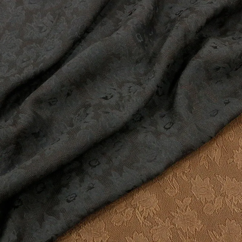 

Flower through-hole lily intangible cultural heritage Xiangyunsha silk fabric double-sided summer ramie yellowish-brown