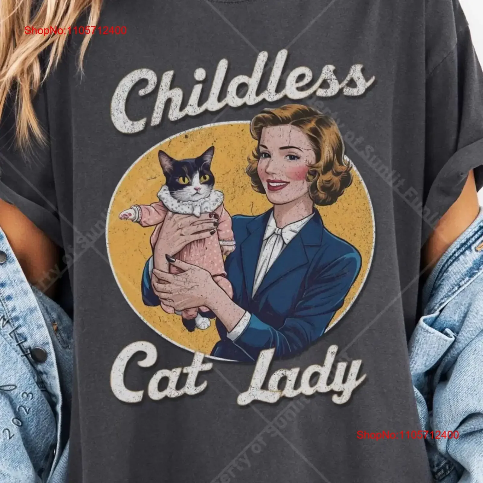 Childless Cat Lady T Shirt Ladies For Kamala Elect Harris JD Vance Hates Cats Funny Feminist Retro Political vintage Washed