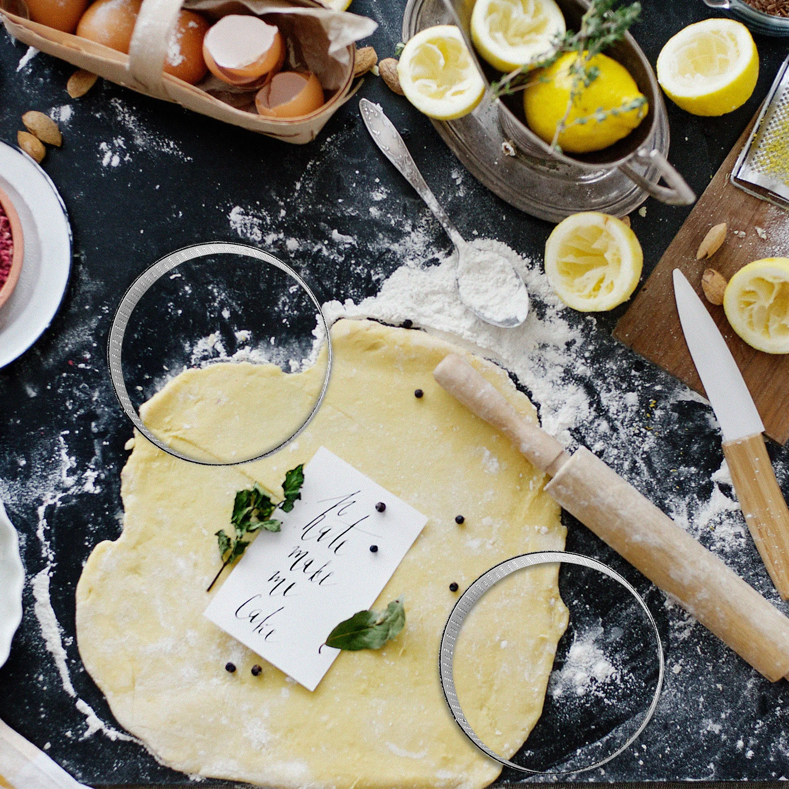 

3Pcs Stainless Steel Tart Rings Perforated Mousse Cake Mold Pastry Baking Tools 8cm Round 7.5cm Square 11.9cm Oval Reusable