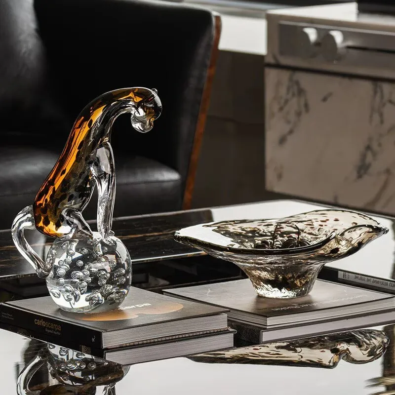 Room decoration ornaments luxury transparent glass leopard shaped sculptures ornaments living room and study rooms art pieces gi