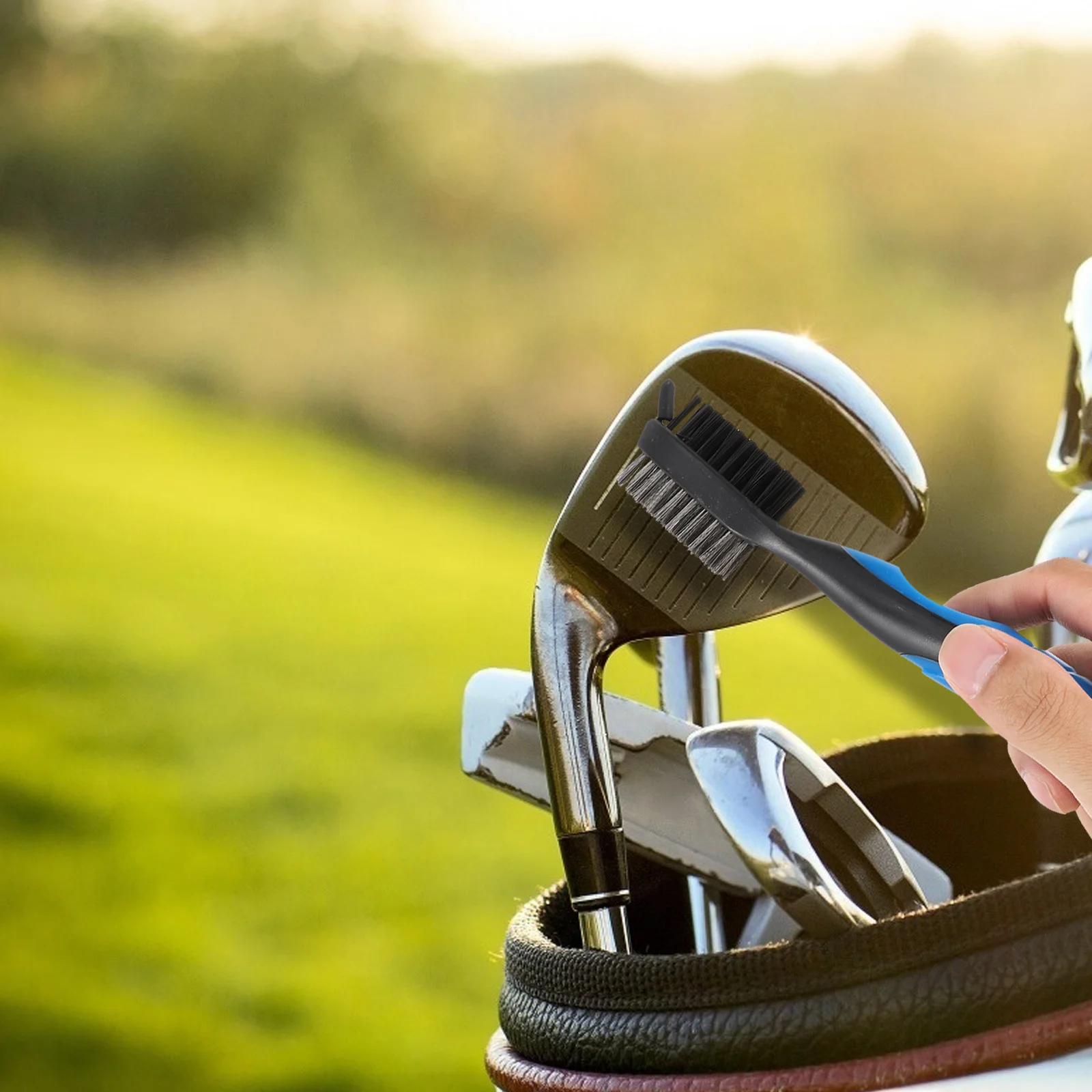 

1Set Golf Club Cleaner Double Sided Brush Hook Practical Durable Professional Golfing Cleaning Equipment Outdoor