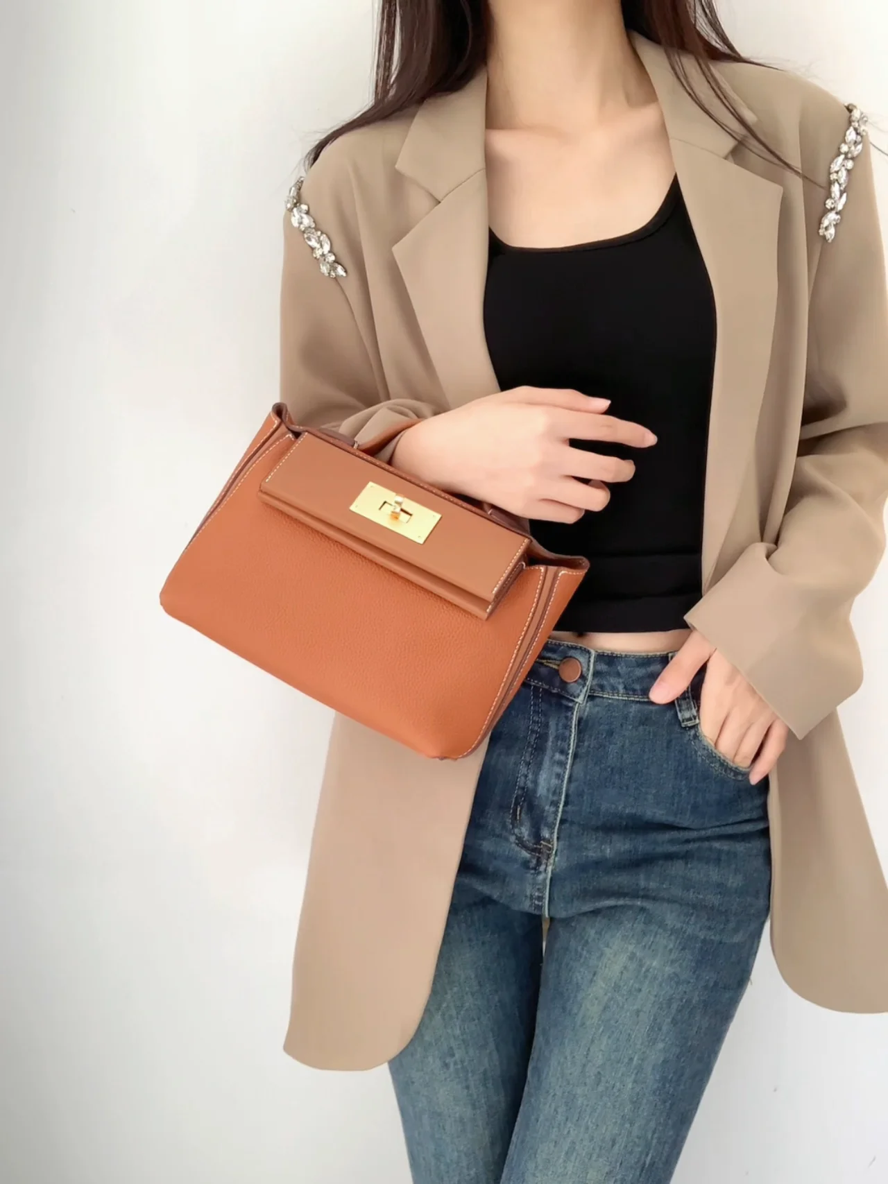 Genuine Leather All-Match 2424  Bag Women Advanced Texture Handbag 2024 New Wide Shoulder Strap Shoulder Messenger Bag