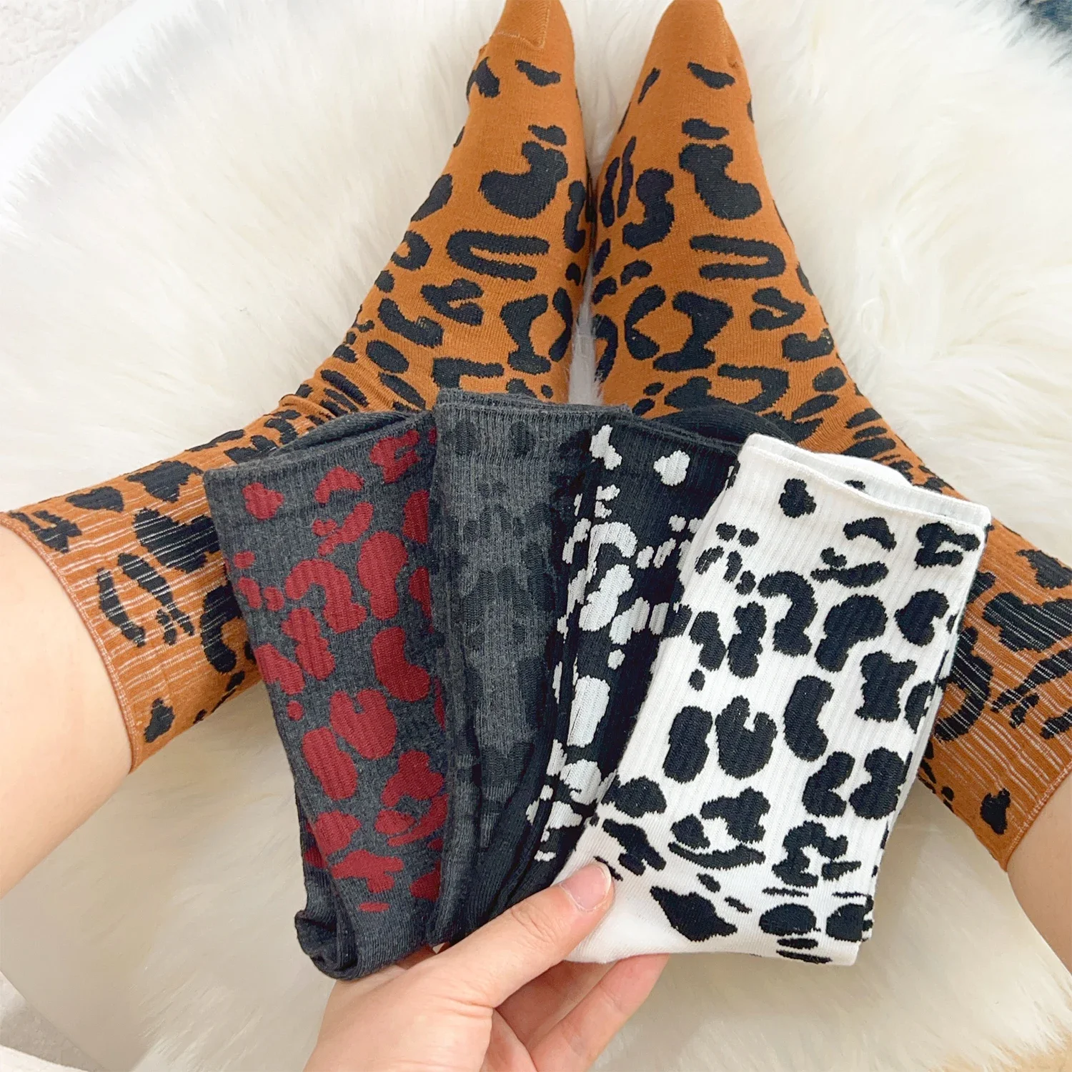 Women Socks Cotton Retro Cool Leopard Print Terry Thick Winter Warm Sock Cotton Animal Girl Gift Funny Holiday Winter Kawaii Sox