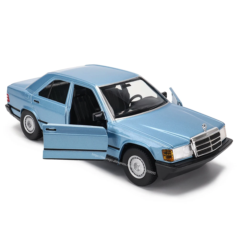 Bburago 1:24 1987 Mercedes Benz 190E simulation alloy car model crafts decoration collection toy tools gift