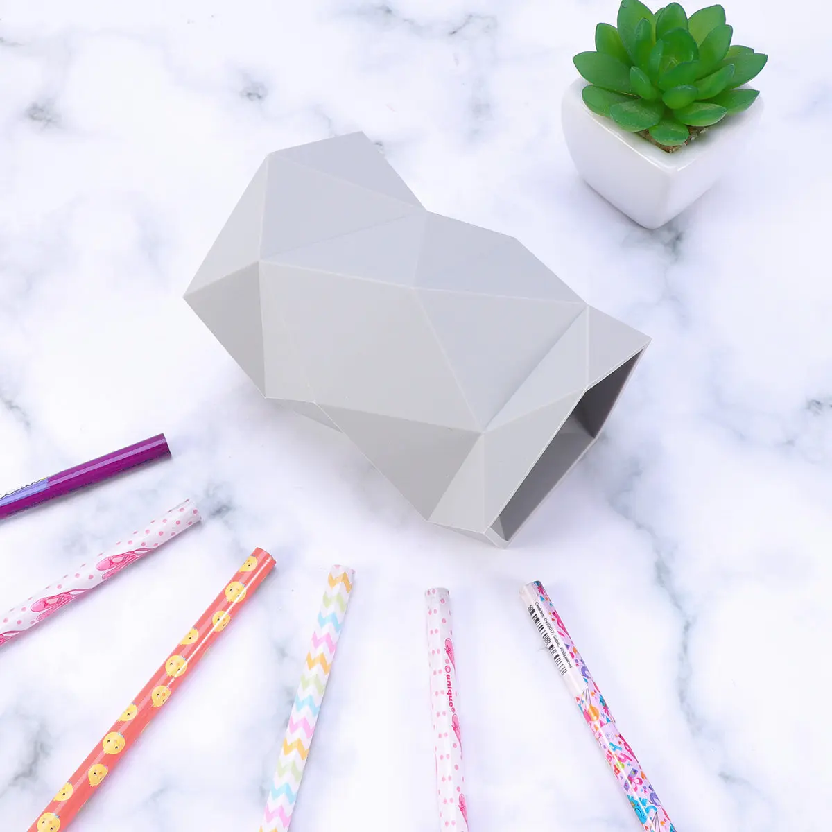 

Silicone Pen Holder Creative Geometric Design Grey Desktop Stationery Organizer Pencil Container Brush Pot Pen Pot for Desk