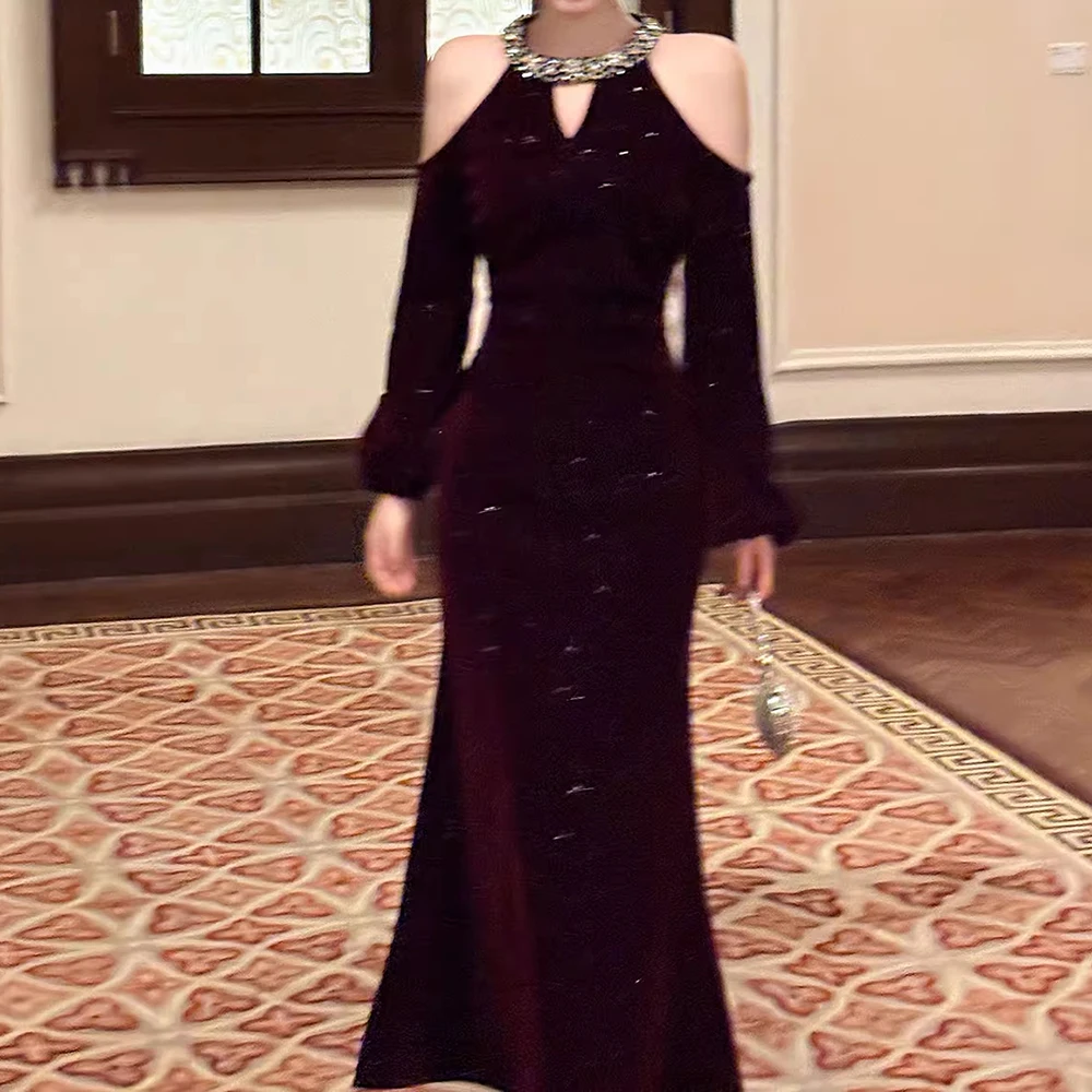 Gaun Natal Kustom Panjang Menyentuh Lantai Kerah O Lengan Panjang Gaun Prom Fashion Berpayet Kristal Gaun Pesta Mewah