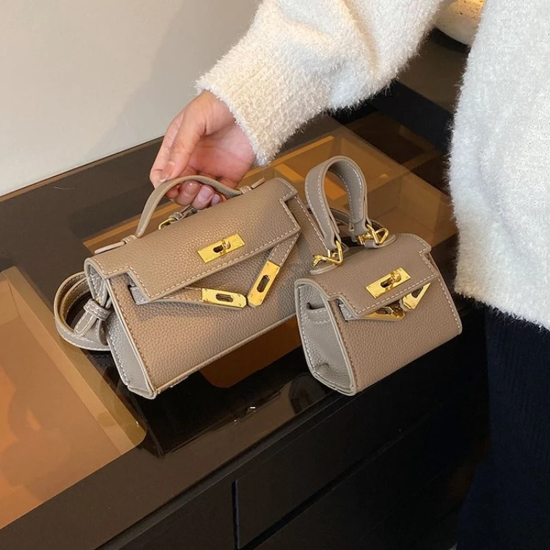 

Girlish Girls' Crossbody With Artistic Craftsmanship, Unique Details For Casual Commuter Applications And Summer Style Needs
