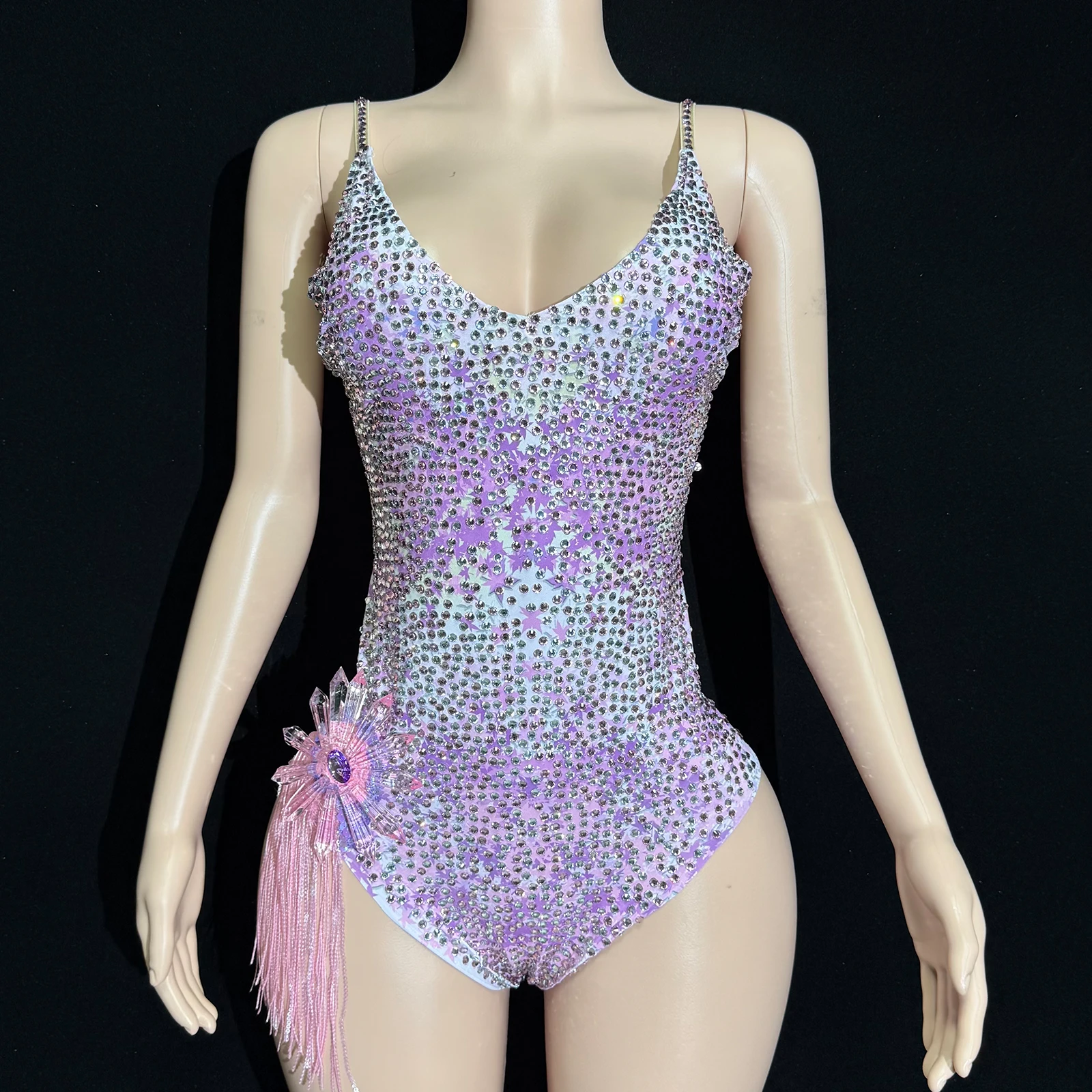 زي نسائي وردي أرجواني سباركلي شرابة ارتداءها أحجار الراين مثير نادي حفلة عيد ميلاد مرحلة المغني الملبس الرقص اللاتينية مهرجان