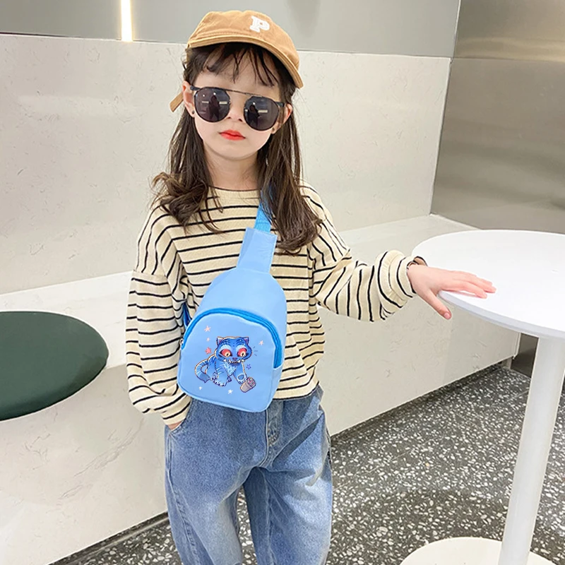 الأطفال حقيبة صدر للرجال K-Pop شيطان الصيادين حقيبة ساع حقيبة كتف الطفل هدايا الاطفال هدايا أطفال صغيرة لطيف المحافظ وحقائب اليد